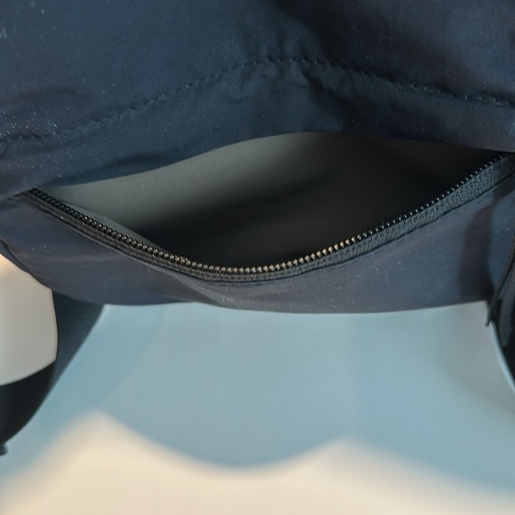 Everlane Mini Backpack - Picture 6 of 6